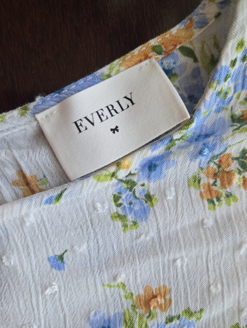 Everly Floral Swiss Dot Puff Sleeve Blouse in White/Blue – Size Small - Picture 2 of 7